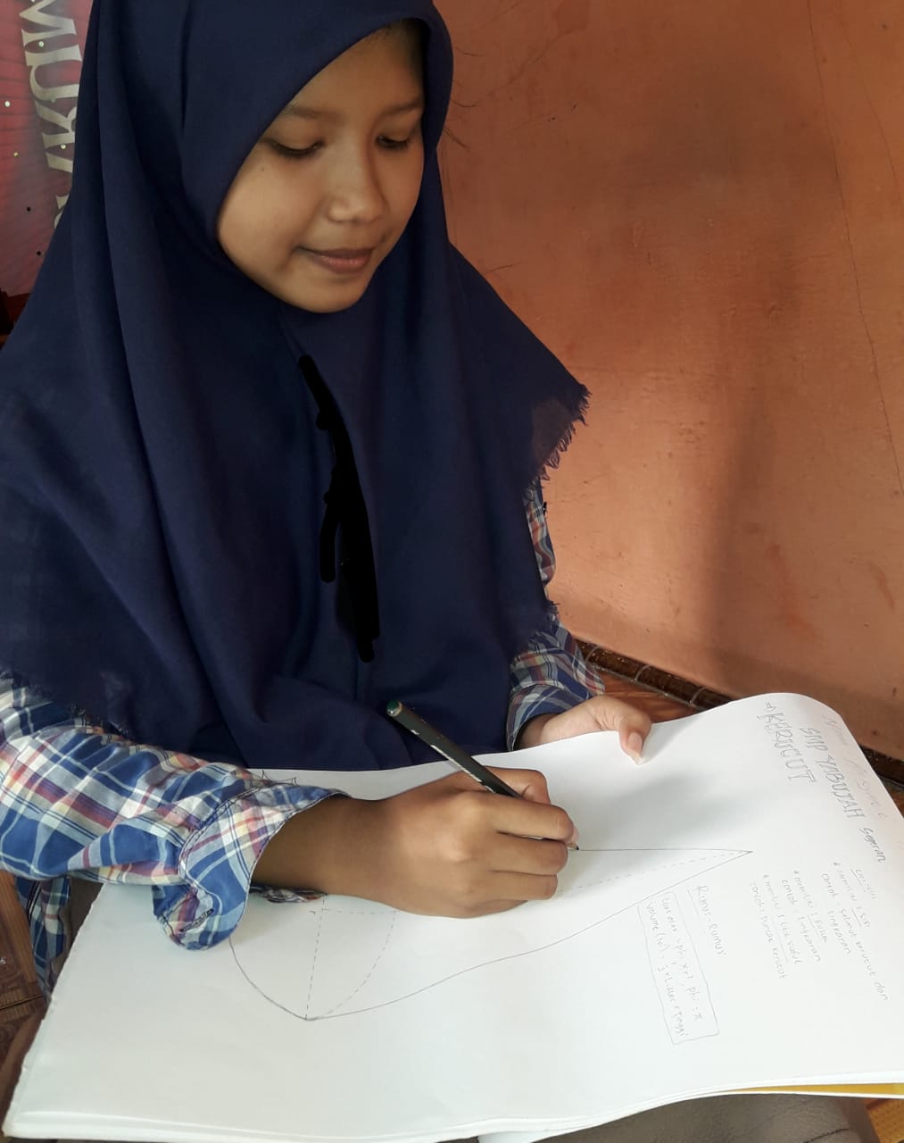 SMP Yabujah Melaksanakan Kegiatan Belajar Dirumah